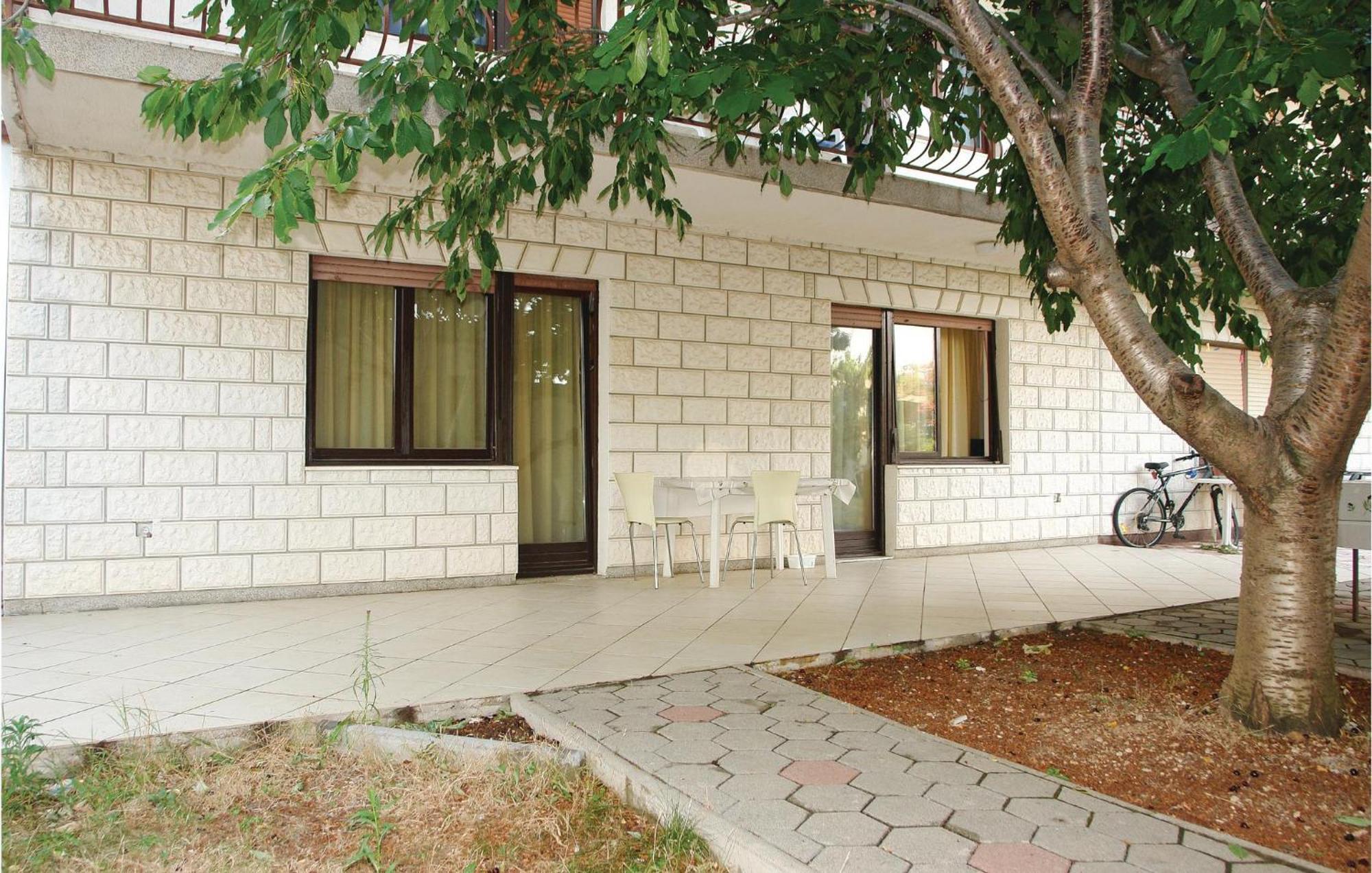3 Bedroom Gorgeous Apartment In Trogir Zewnętrze zdjęcie