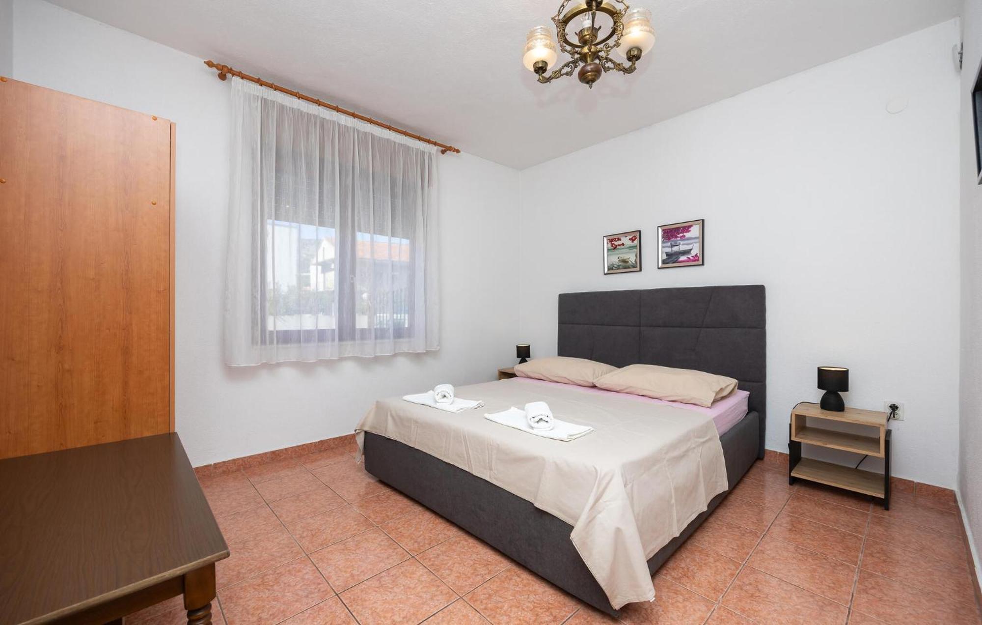 3 Bedroom Gorgeous Apartment In Trogir Zewnętrze zdjęcie